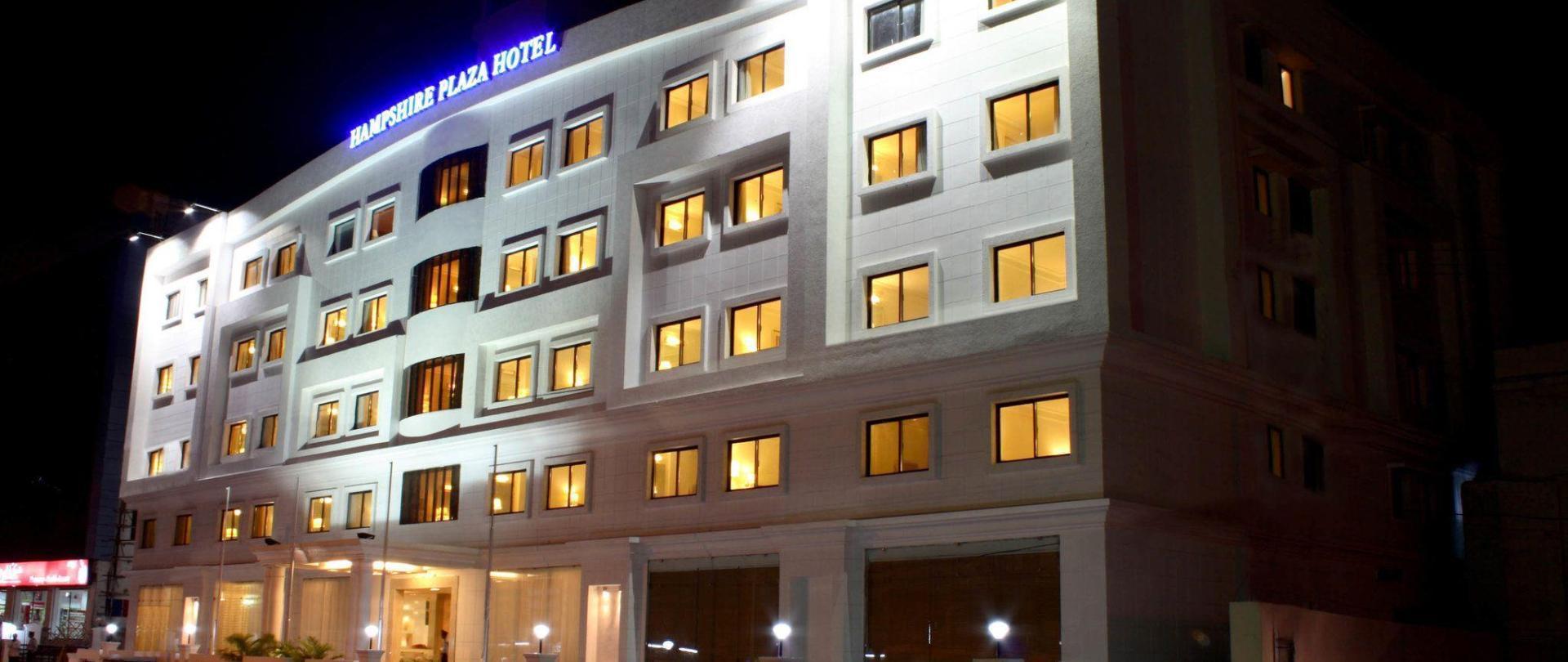 Hampshire Plaza Hyderabad Exterior foto