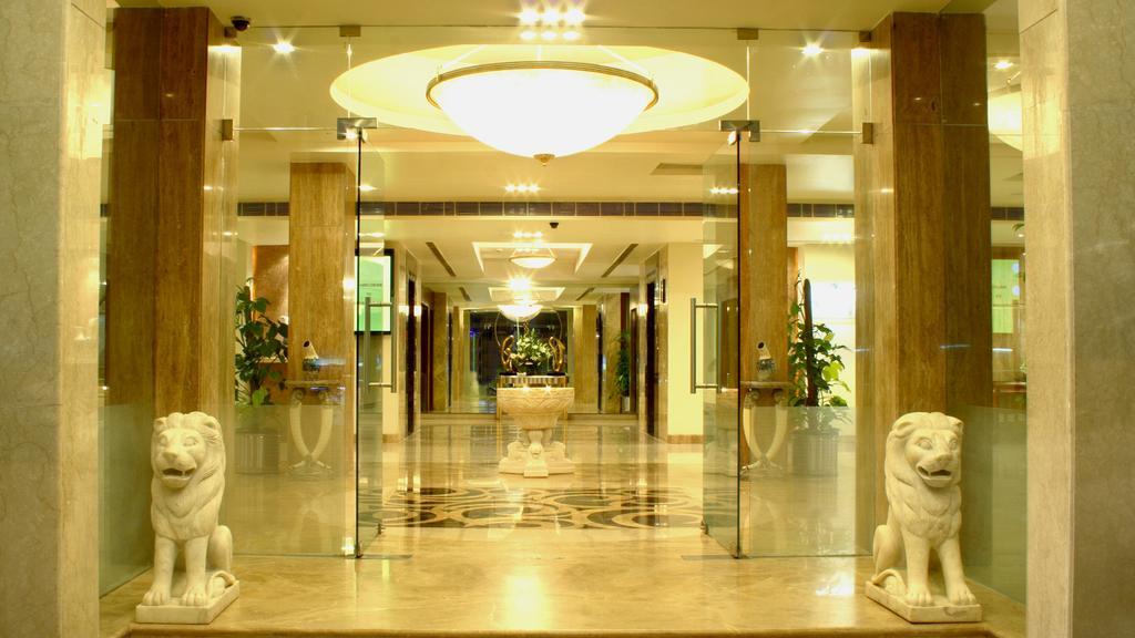 Hampshire Plaza Hyderabad Exterior foto