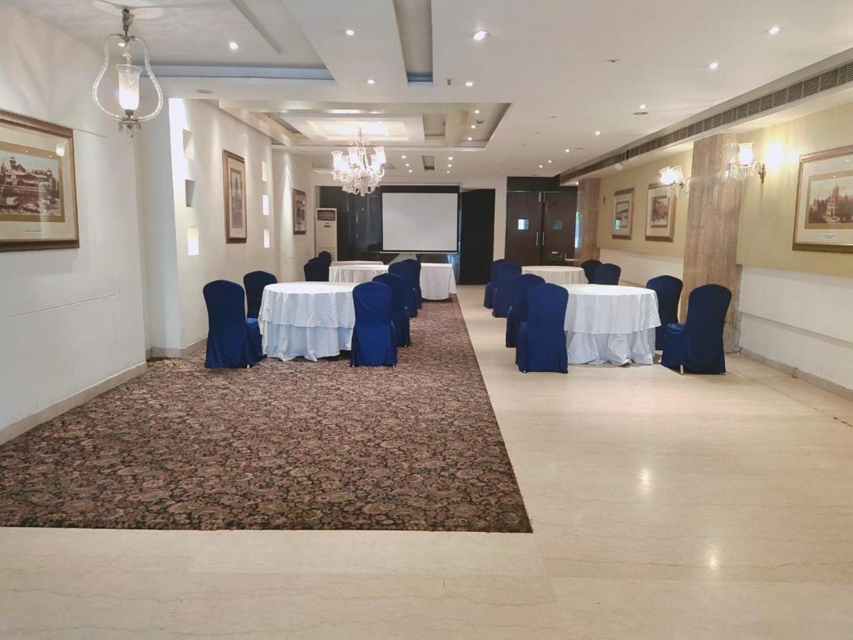 Hampshire Plaza Hyderabad Exterior foto